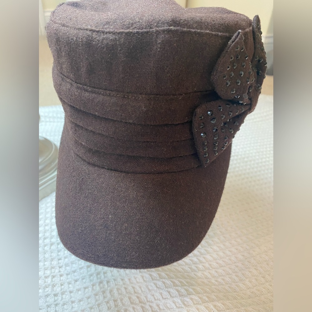 Fun brown wool/polyester casual cap/hat!